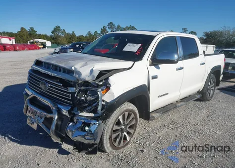 2018 Toyota Tundra Limited 5.7L V8 из США, поврежденный, VIN 5TFHW5F1XJX711924